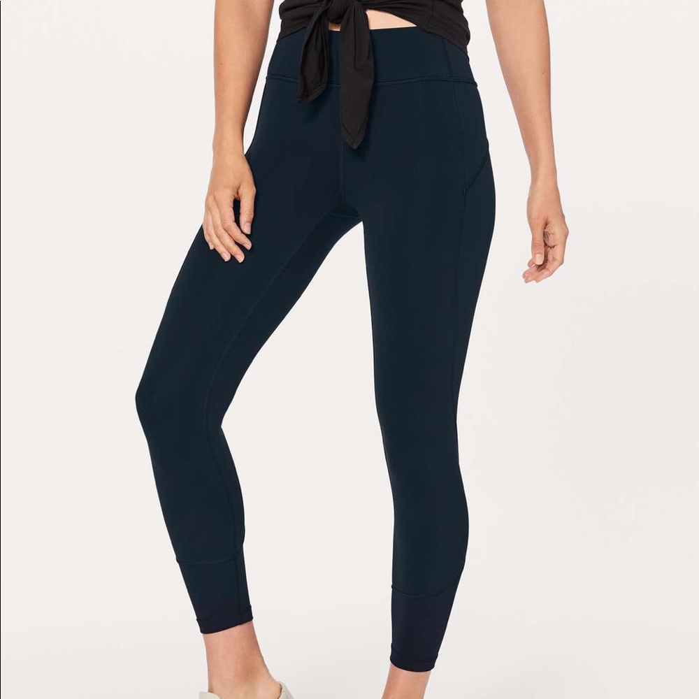 In Movement 25” Nocturnal Teal 4